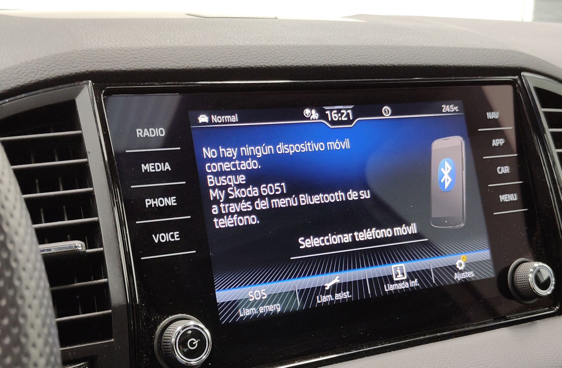 Škoda Karoq 1.5 TSI ACT Sportline DSG - foto 42