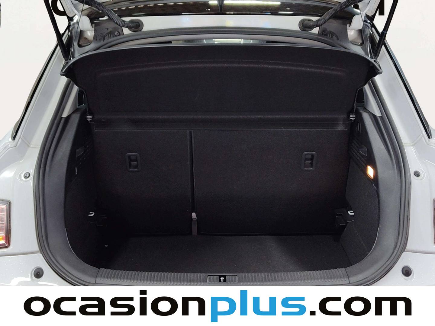 Fotos maletero Audi A1 Audi A1 Sportback Adrenalin 1.6 TDI (90 CV) Pack S-Line