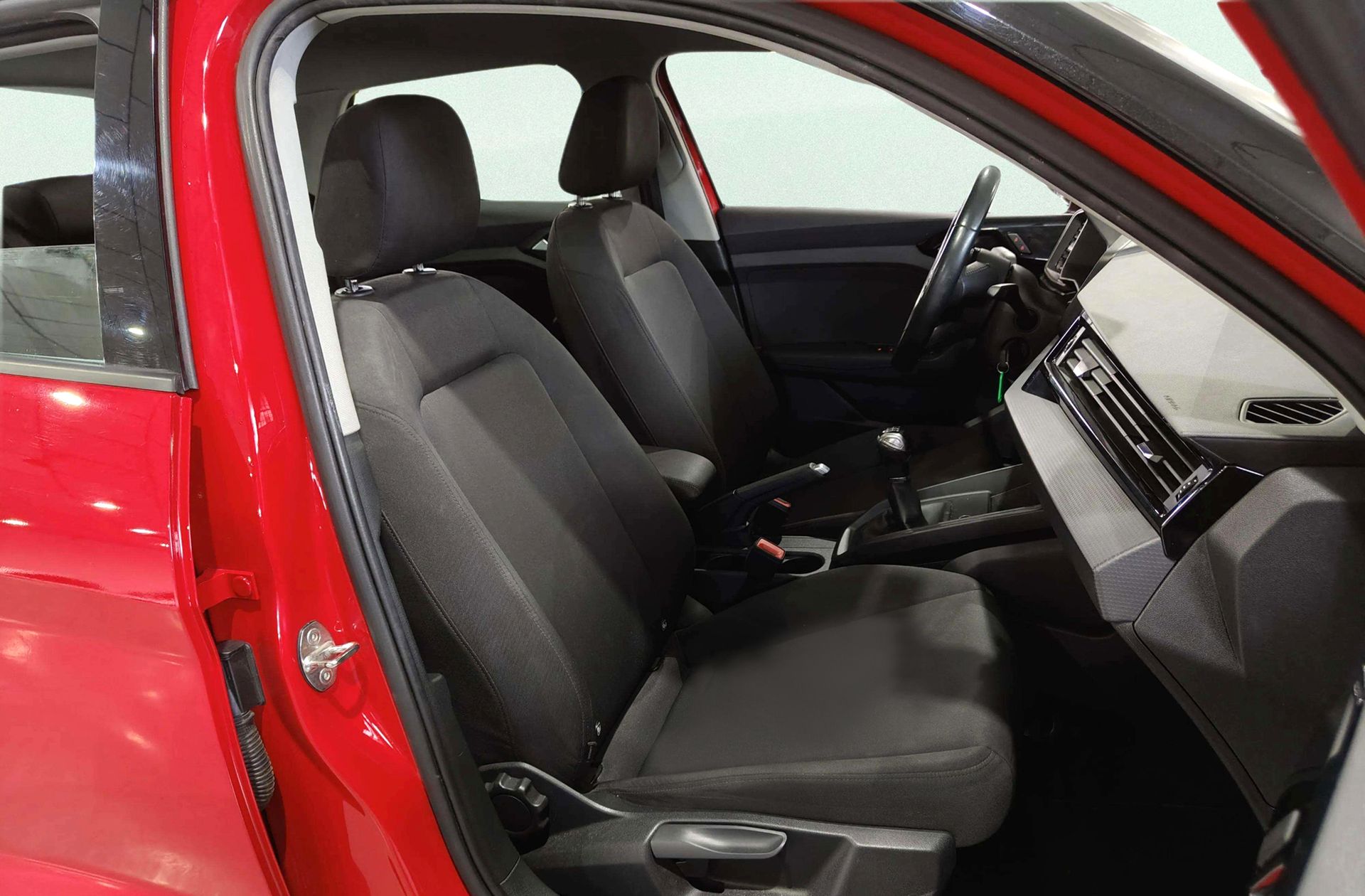 Audi A1 Sportback S line 30 TFSI - foto 16