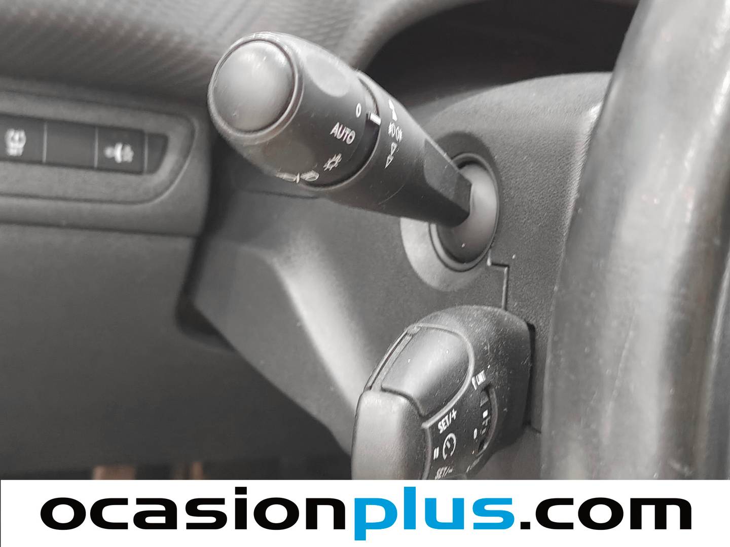 Acabados Peugeot 2008 Peugeot 2008 e-HDI 115 Allure (115 CV)