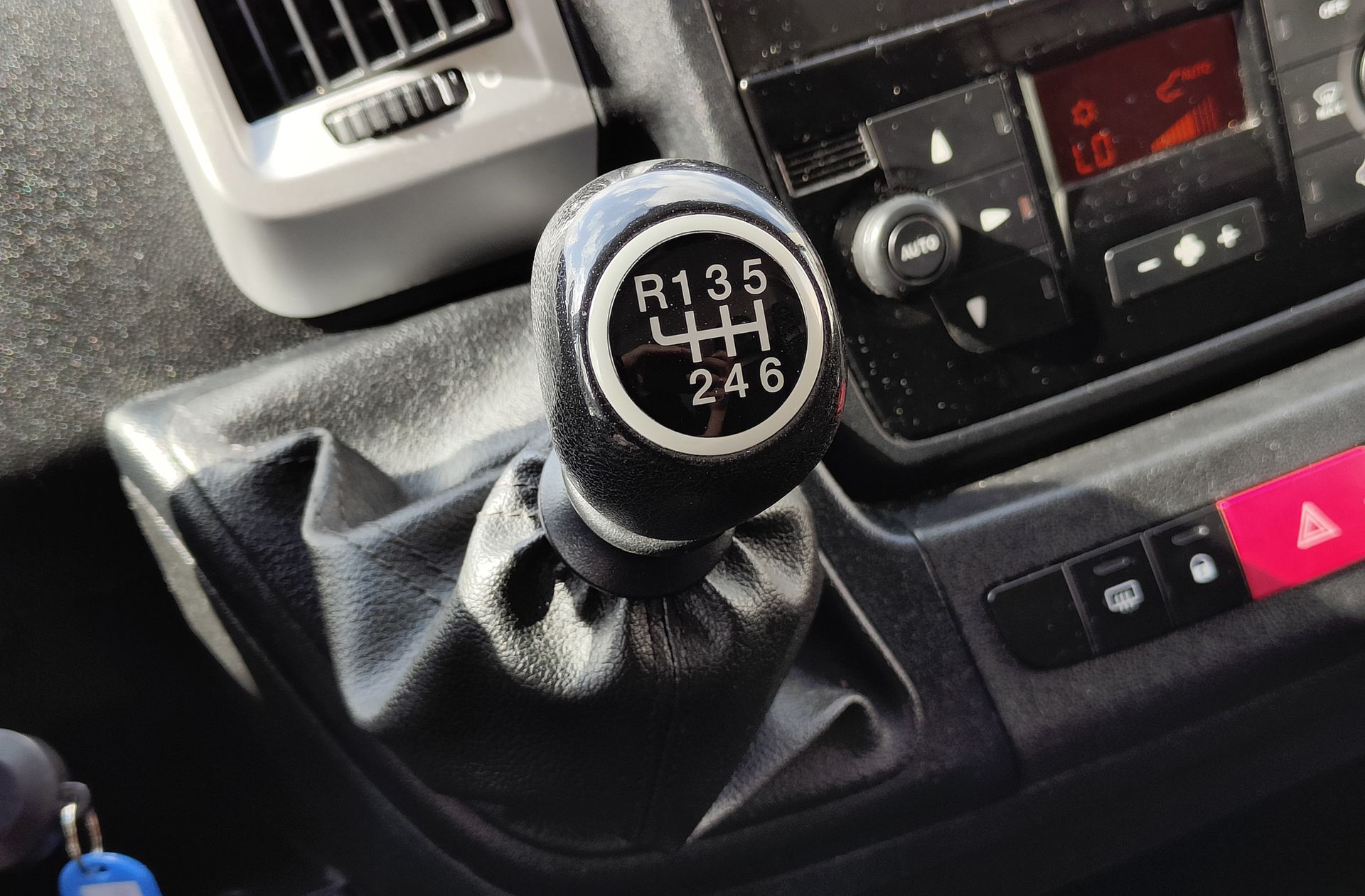 Fiat Ducato Furgon 3.0 Natural Power GNC 35 L2H2 - foto 5