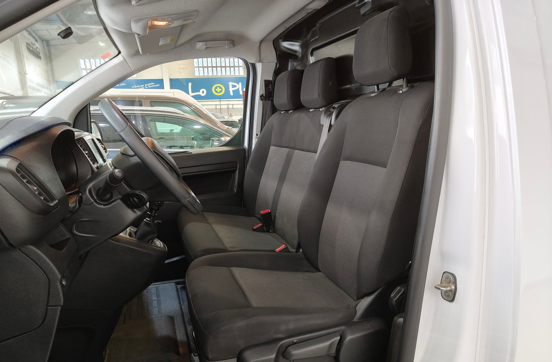 Opel Vivaro 1.5 Diesel M Standart - foto 9