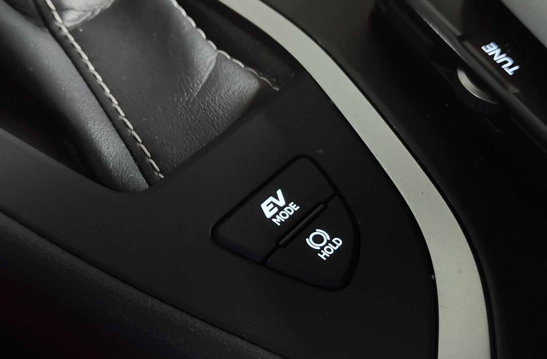 Lexus UX 250h Luxury - foto 13