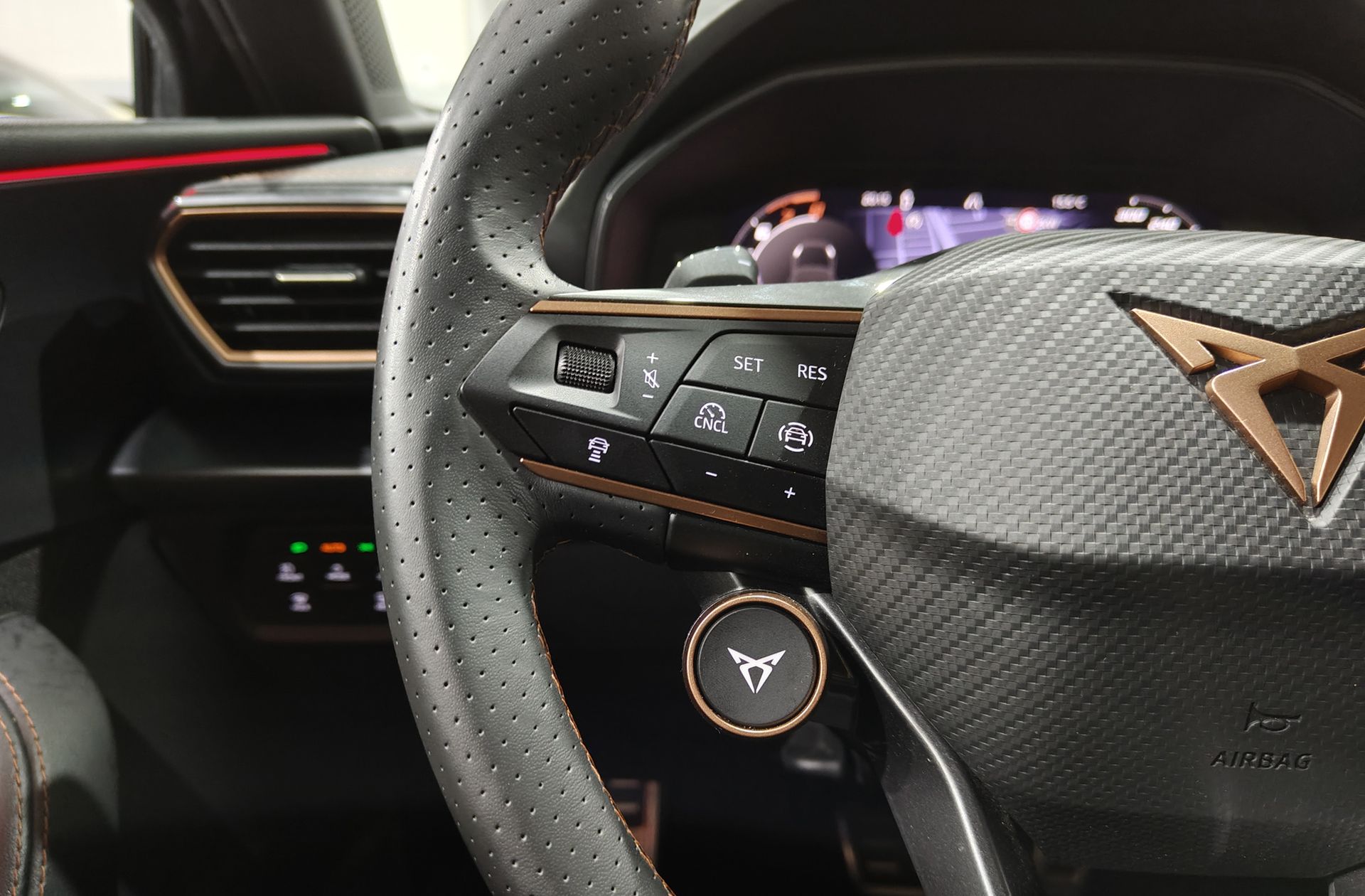 Cupra León 1.5 TSI e-Hybrid DSG - foto 28