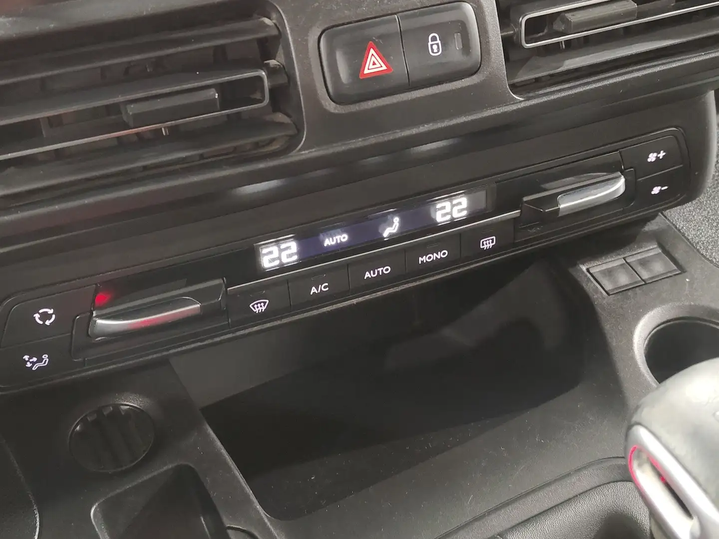 Foto Citroën Berlingo Citroen Berlingo BlueHDi 130 S&S Talla M Shine (130 CV)