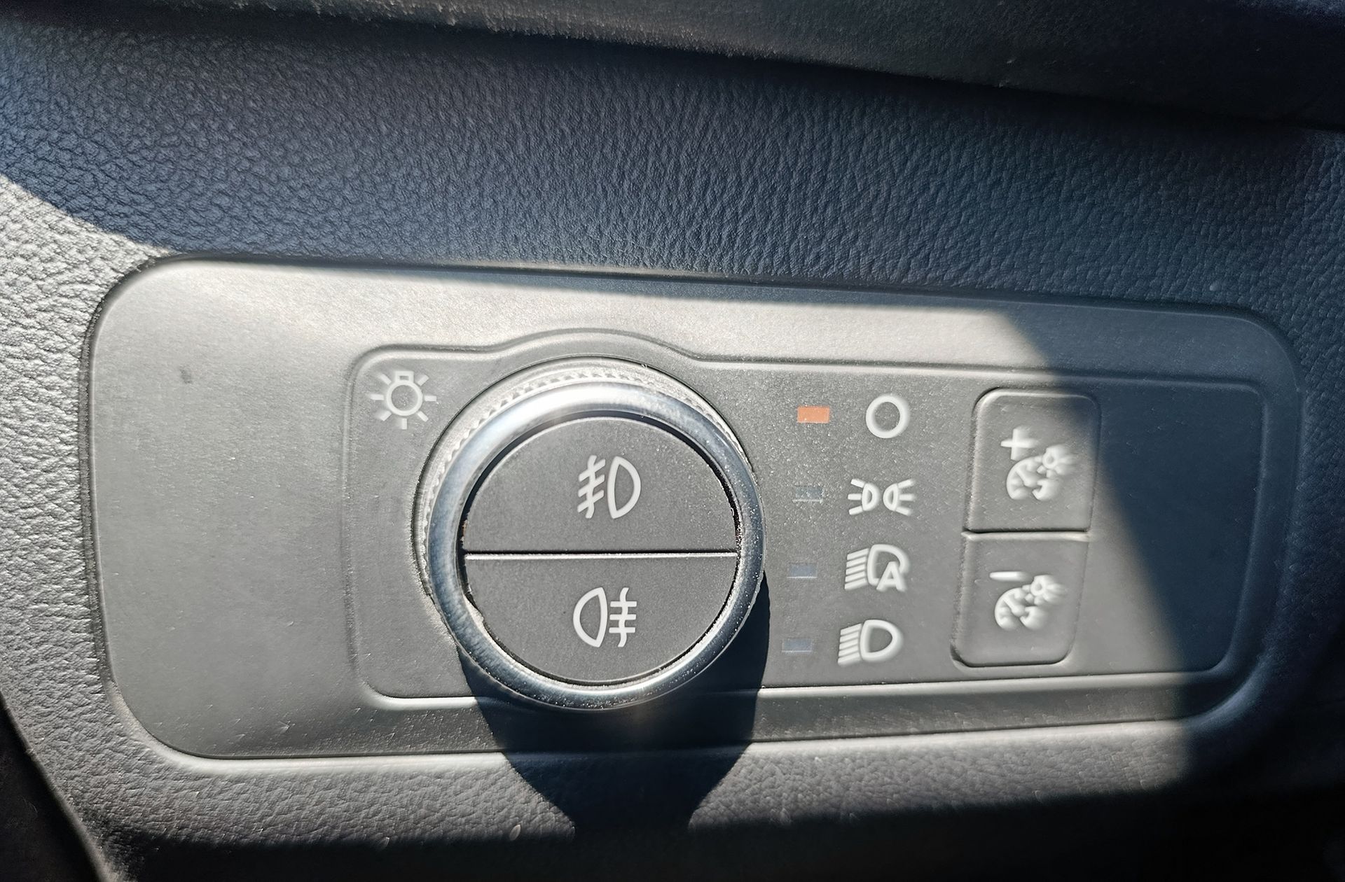 Ford Kuga 1.5 EcoBlue ST-Line - foto 29