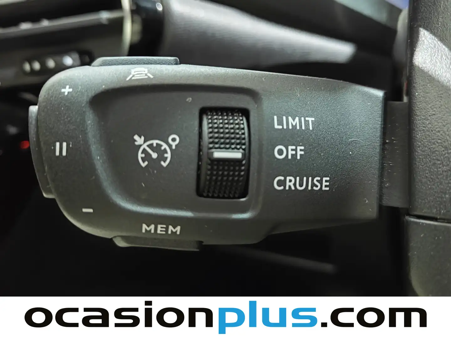 Foto DS DS 7 Crossback DS DS7 Crossback BlueHDi 180 Grand Chic Auto  (180 CV)