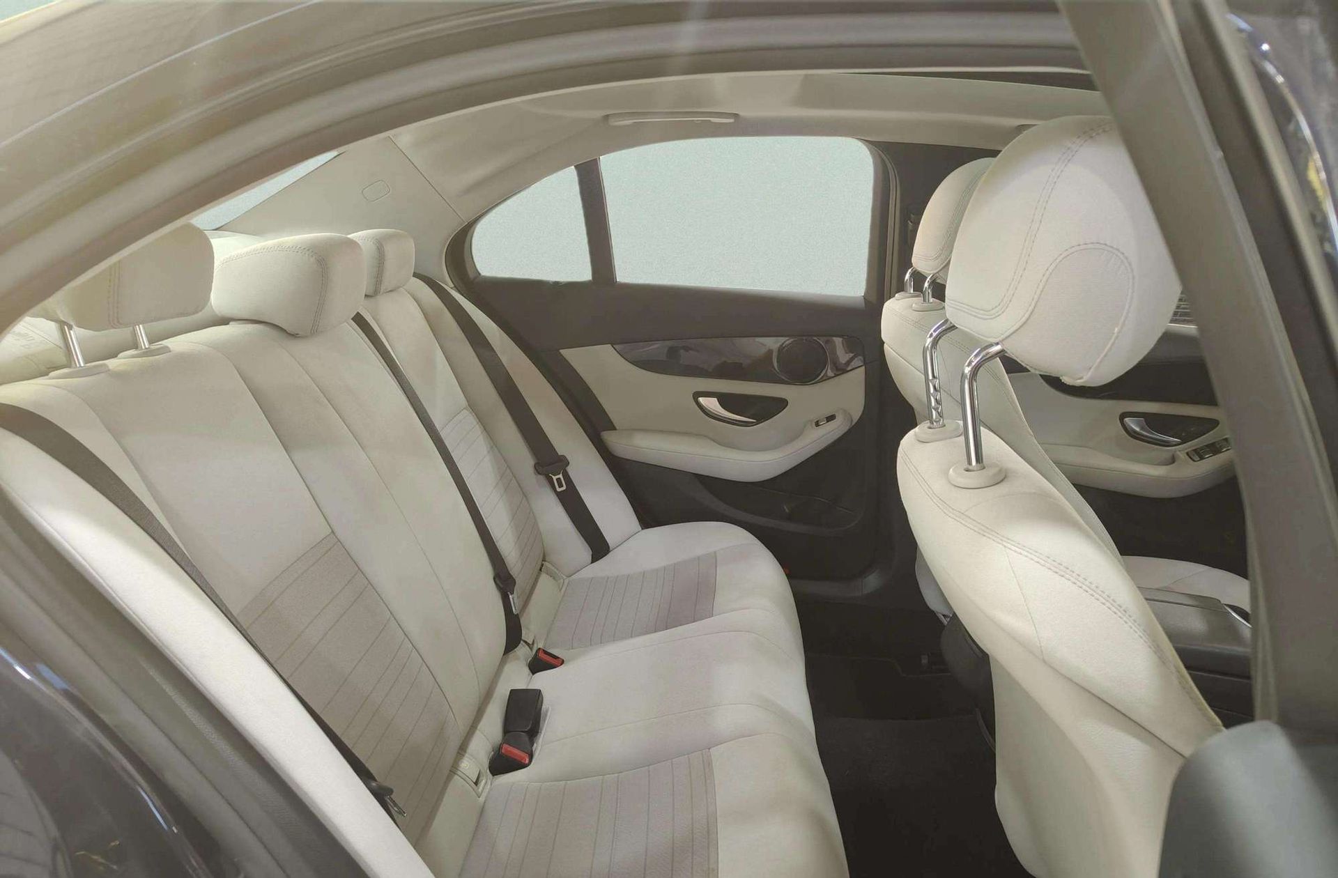 Mercedes-Benz Clase C 180 - foto 16