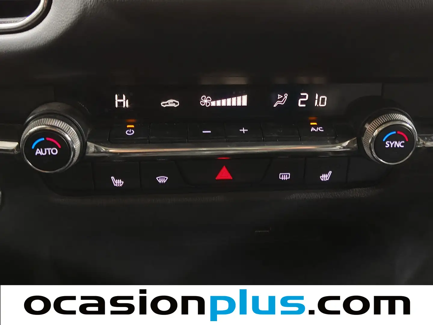 Foto Mazda CX-30 Mazda CX-30 2.0 Skyactiv-X Zenith Black Safety AWD AT (180 CV)