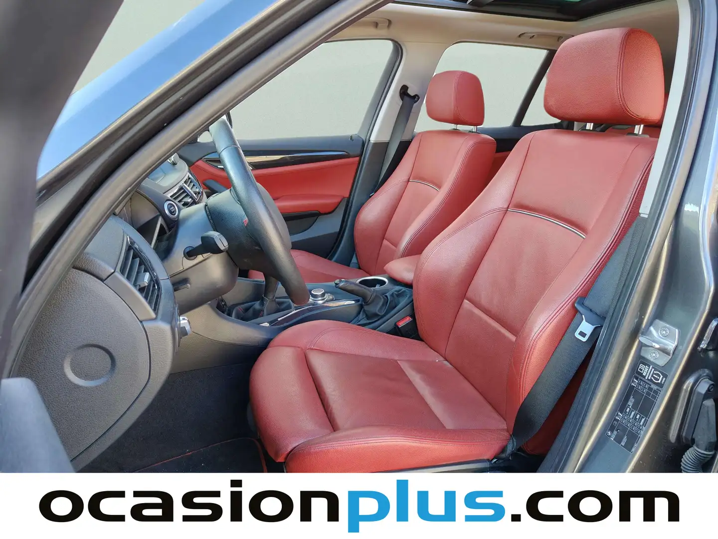 Foto BMW X1 BMW X1 sDrive18d  (143 CV)