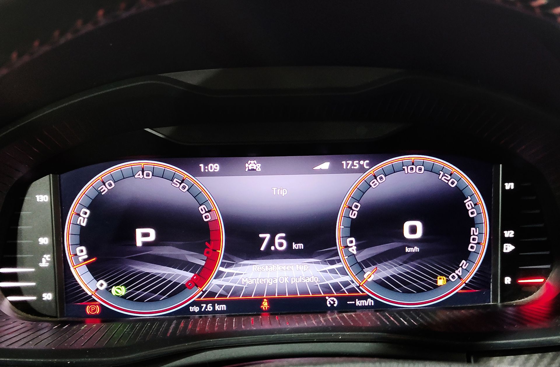 Škoda Kamiq 1.5 TSI Montecarlo DSG - foto 26