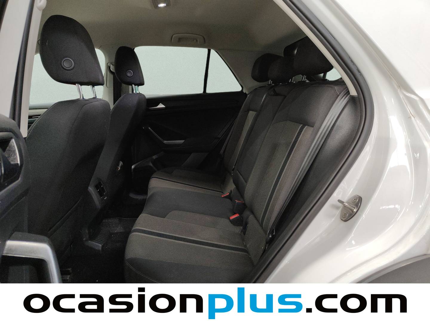 Foto asientos traseros Volkswagen T-Roc Volkswagen T-Roc Advance Style 1.6 TDI (115 CV)