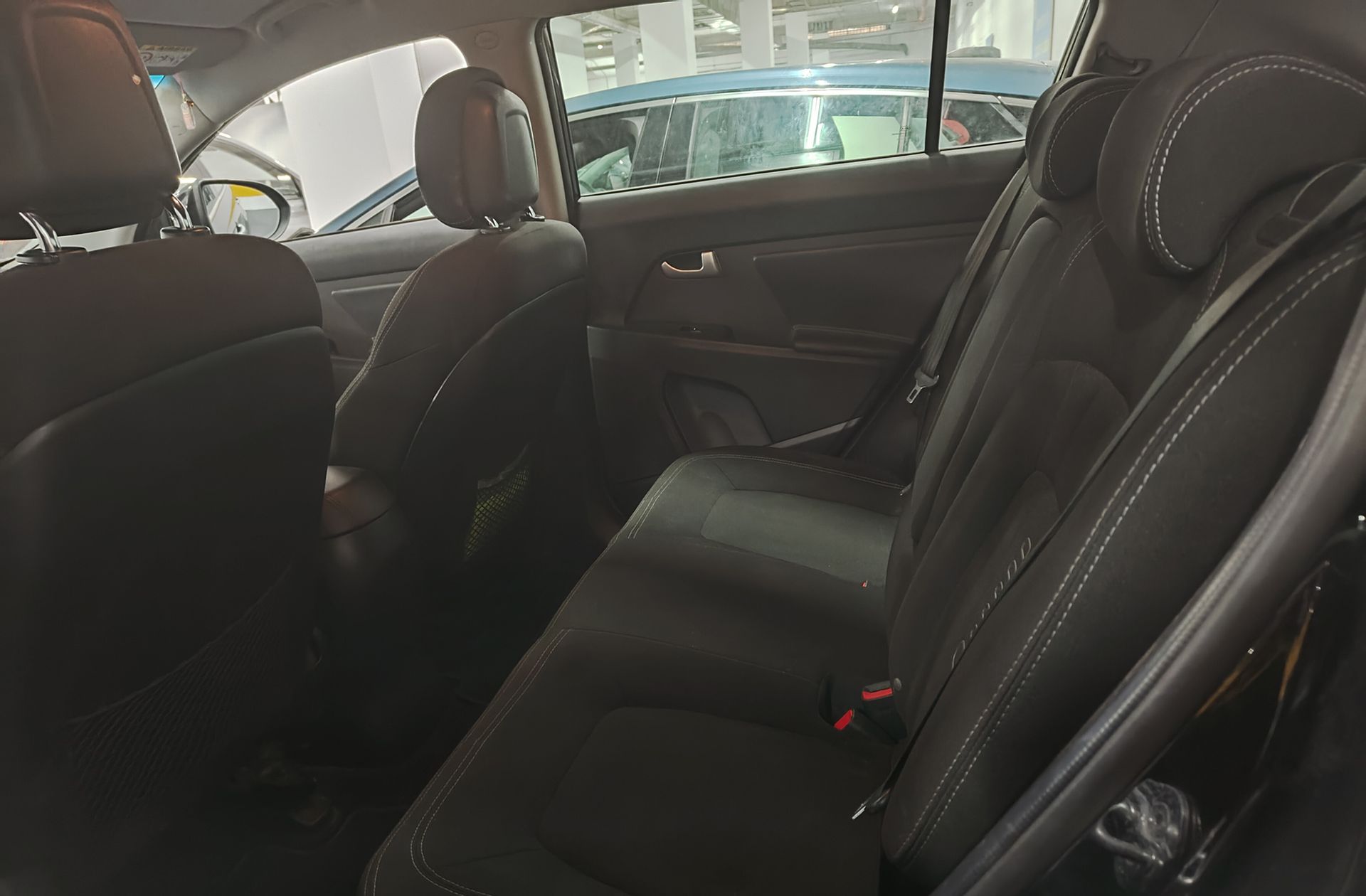 Kia Sportage 1.7 CRDi VGT Drive 4x2 - foto 10