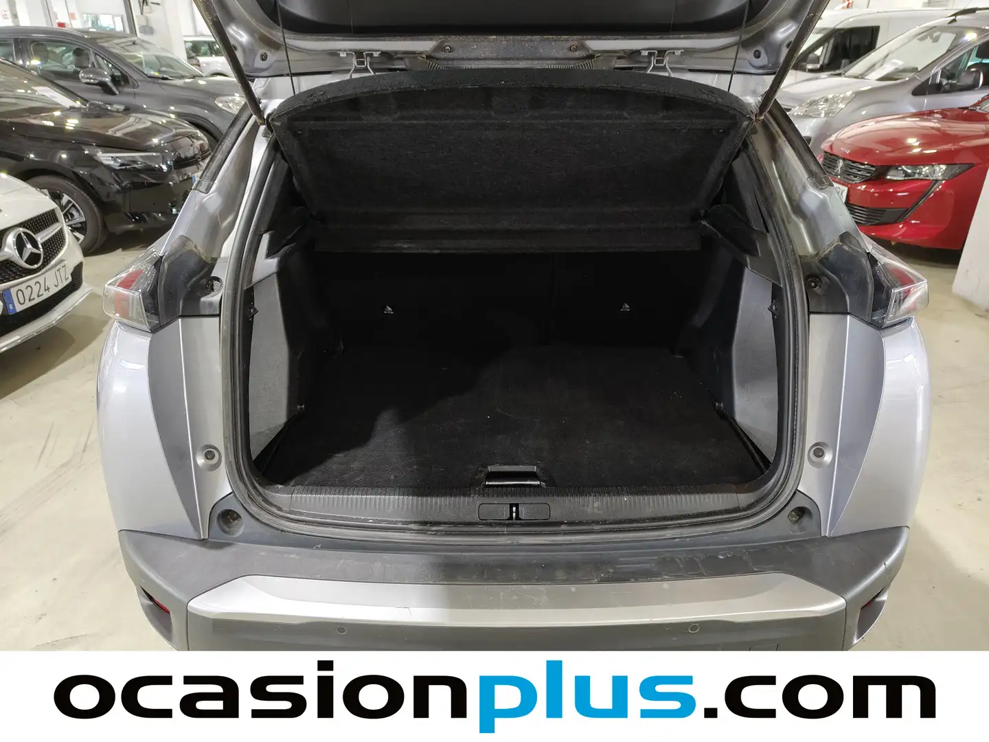 Foto Peugeot 2008 Peugeot 2008 2008 PureTech 100 S&S Allure (100 CV)