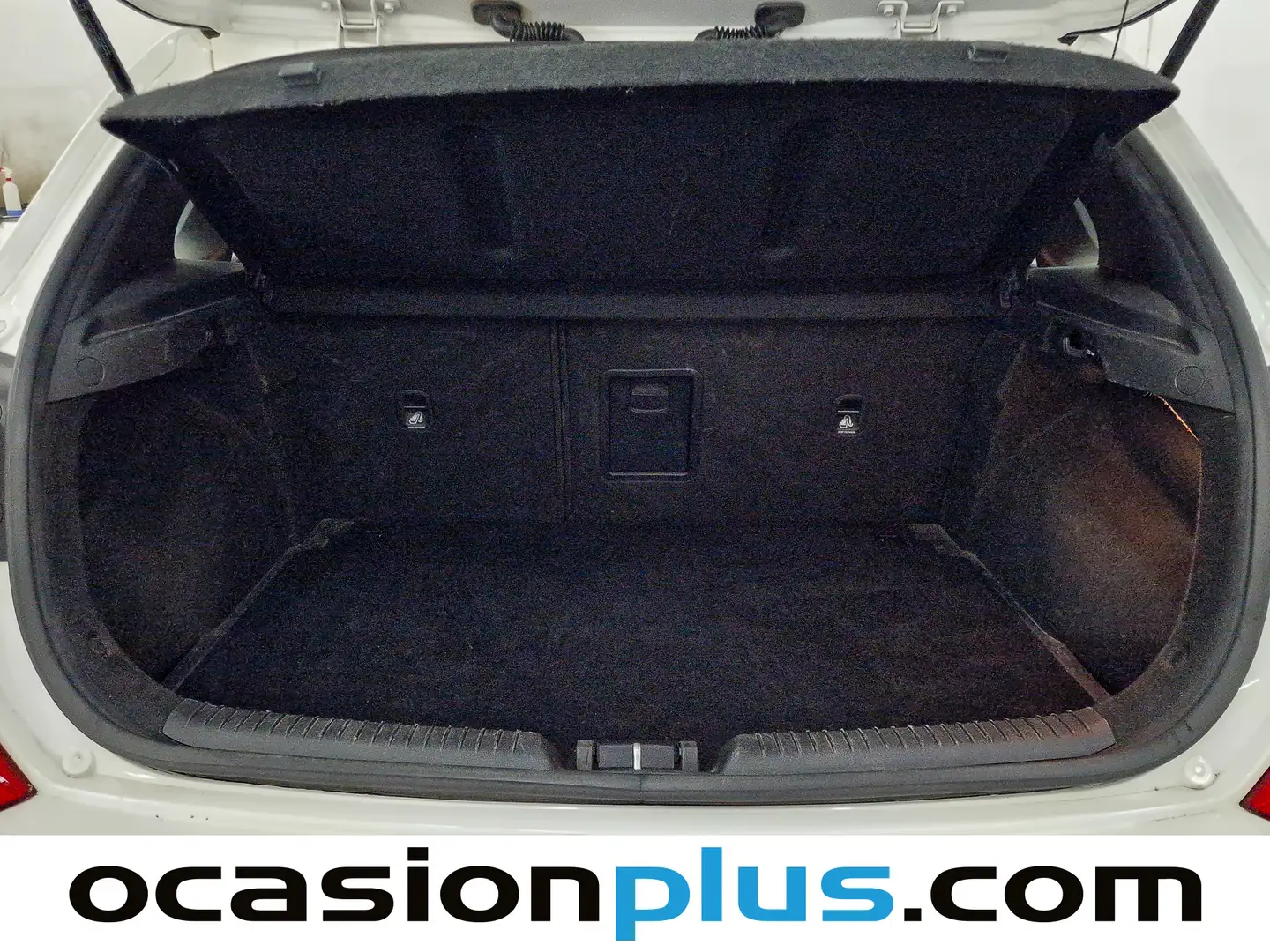 Foto Hyundai i30 Hyundai i30 1.6 CRDI BlueDrive Tecno (110 CV)