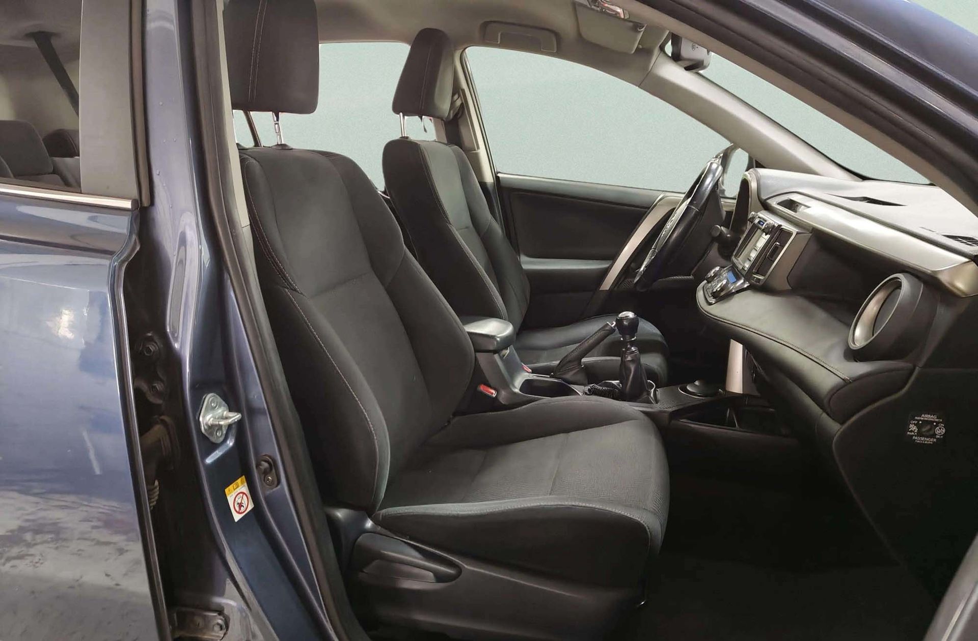 Toyota RAV4 120D Advance 4x2 - foto 16
