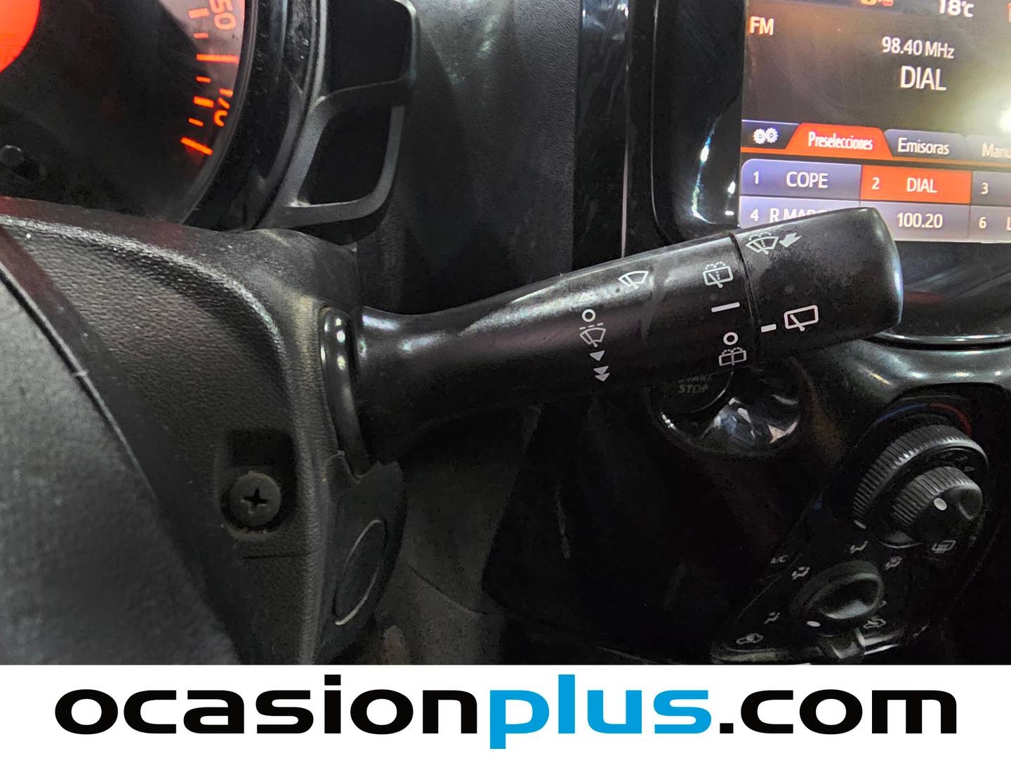 Foto Peugeot 108 Peugeot 108 1.2 PureTech Allure  (82 CV)