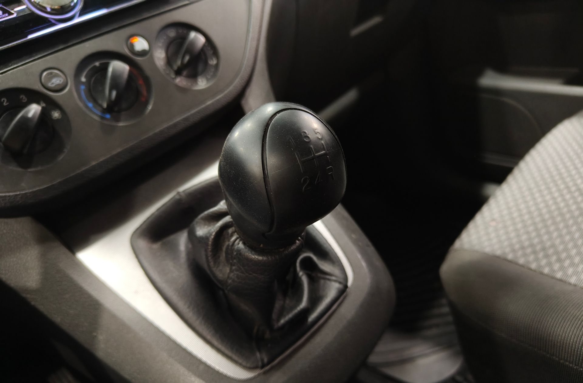 Ford Focus C-Max 1.8 TDCi Trend - foto 5