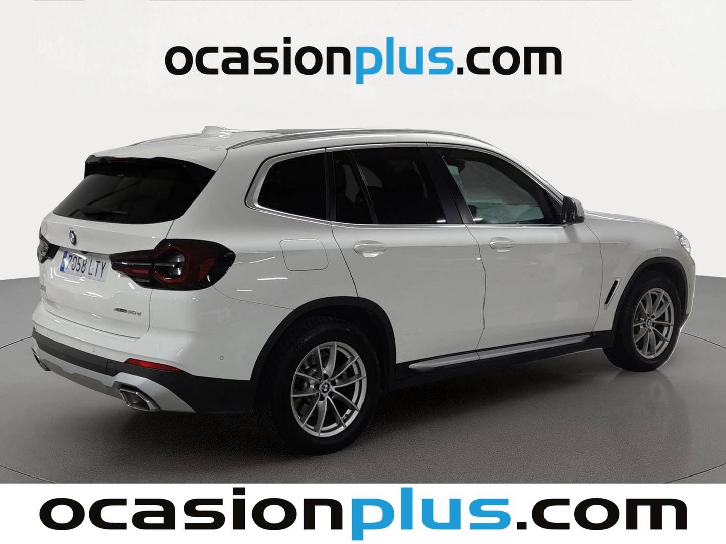 Foto trasera BMW X3 BMW X3 xDrive20d xLine (190 CV) derecha