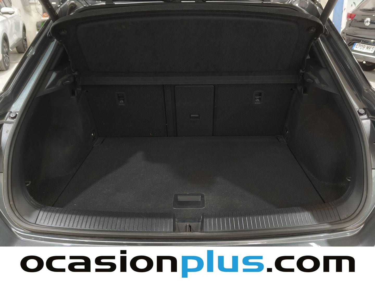 Foto Volkswagen T-Roc Volkswagen T-Roc R-Line 2.0 TDI (150 CV) DSG