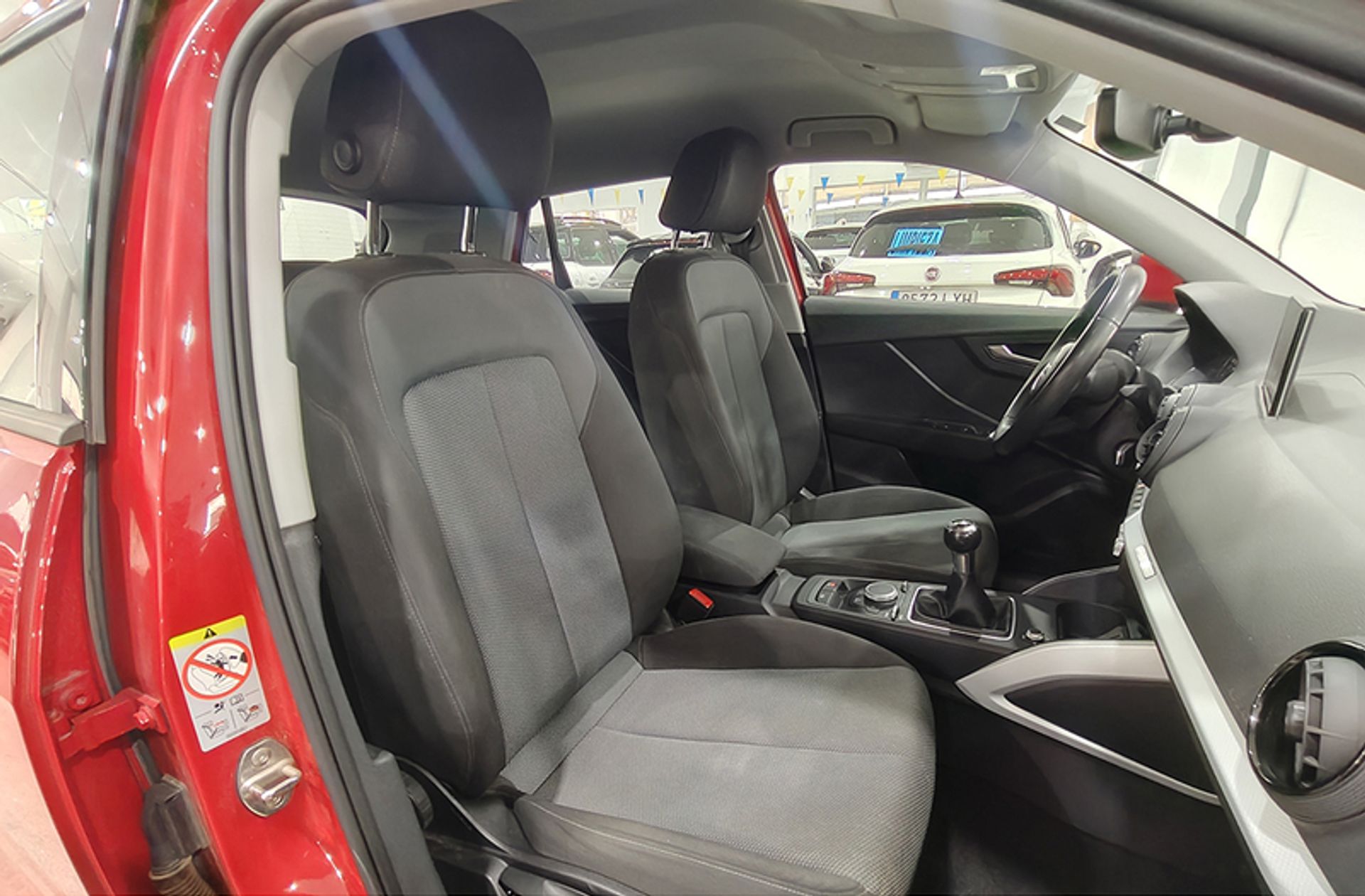 Audi Q2 design edition 1.6 TDI - foto 19