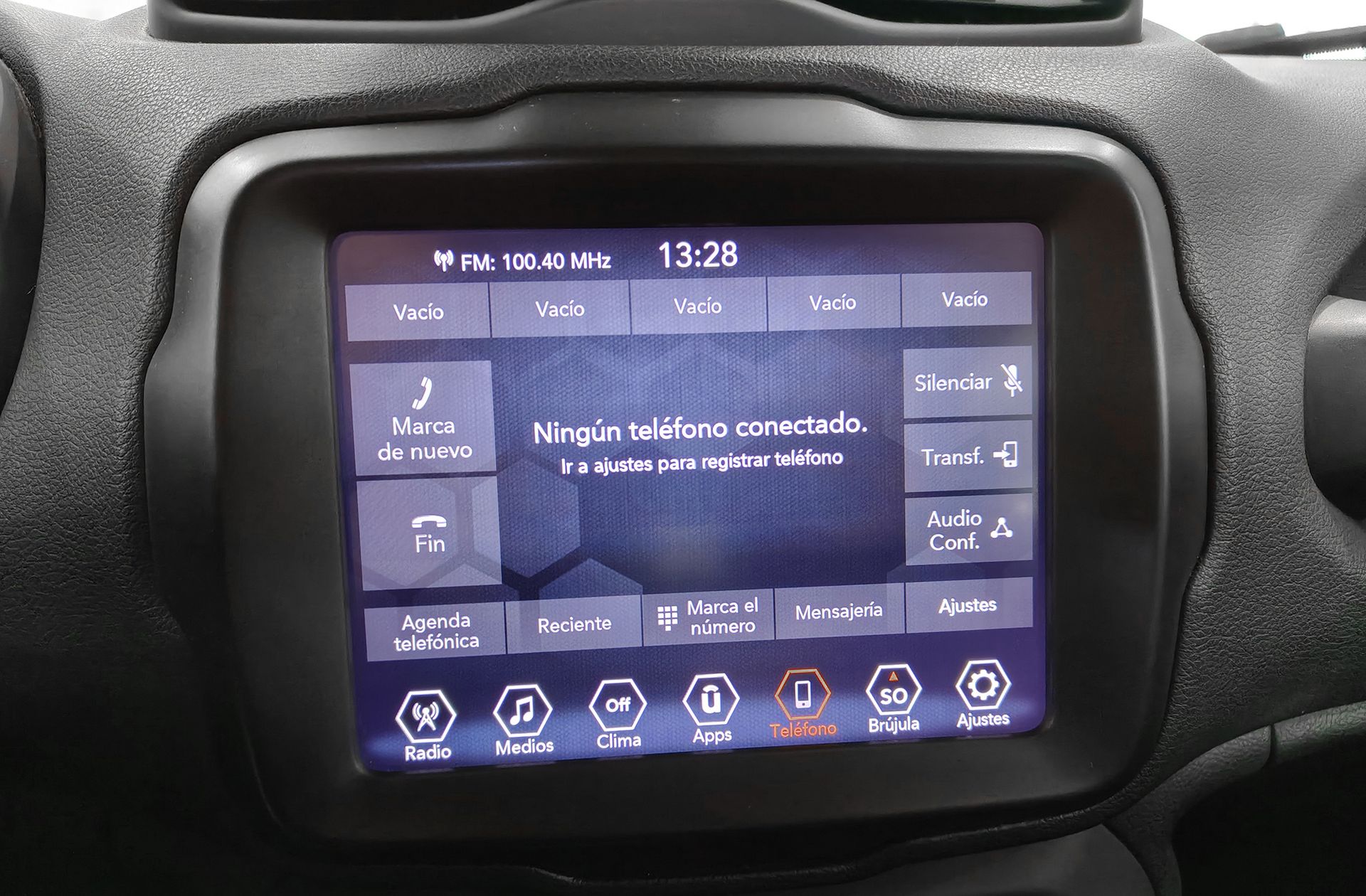 Jeep Renegade eHybrid 1.5 Limited ATX - foto 29