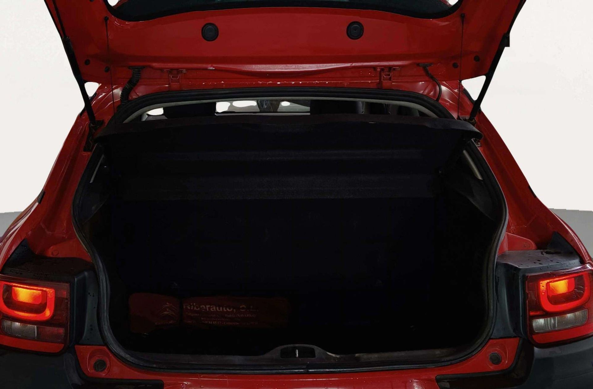Citroën C4 Cactus 1.2 VTi Feel Fine - foto 12