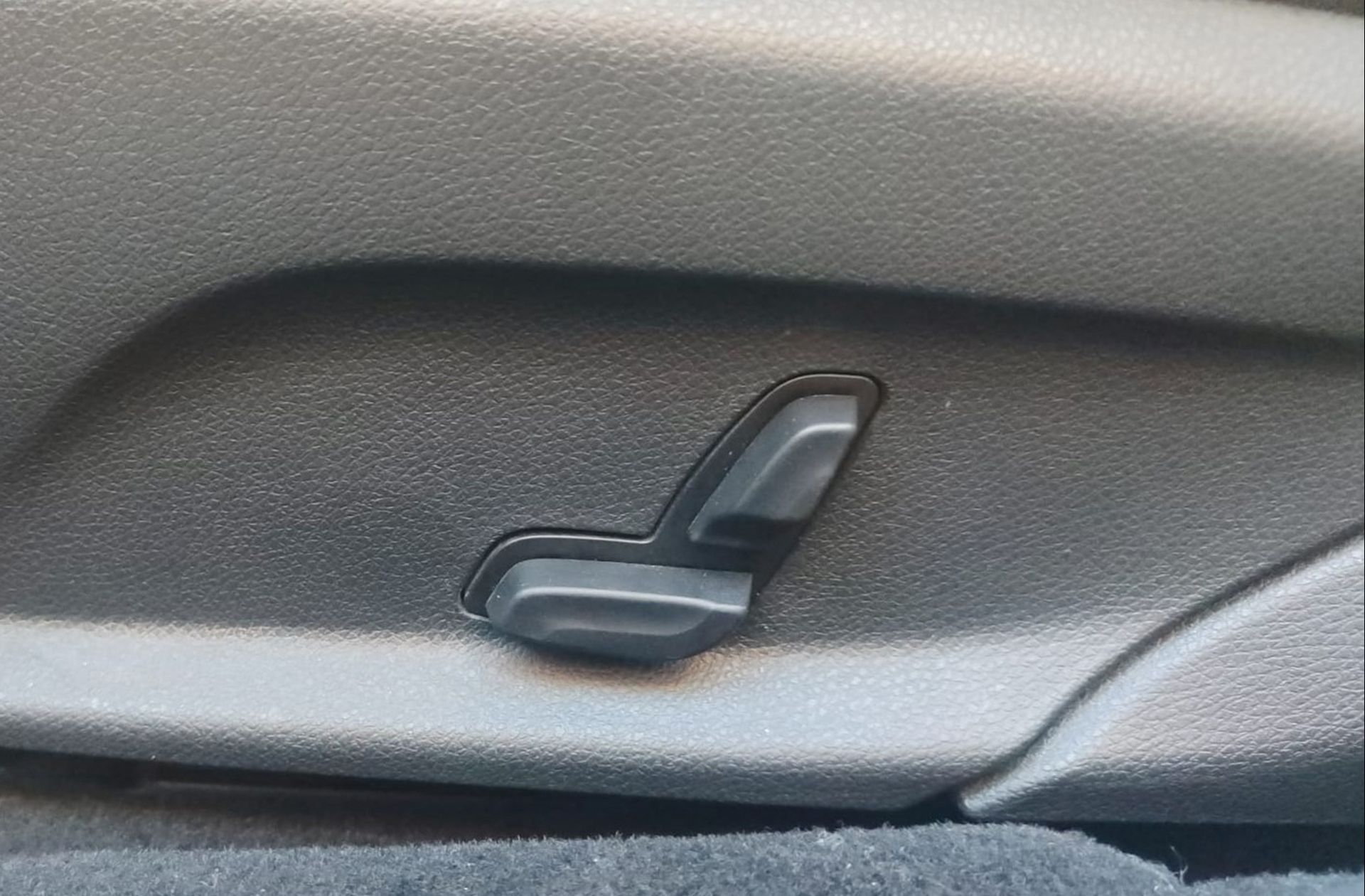 Mercedes-Benz Clase E 220 d - foto 12