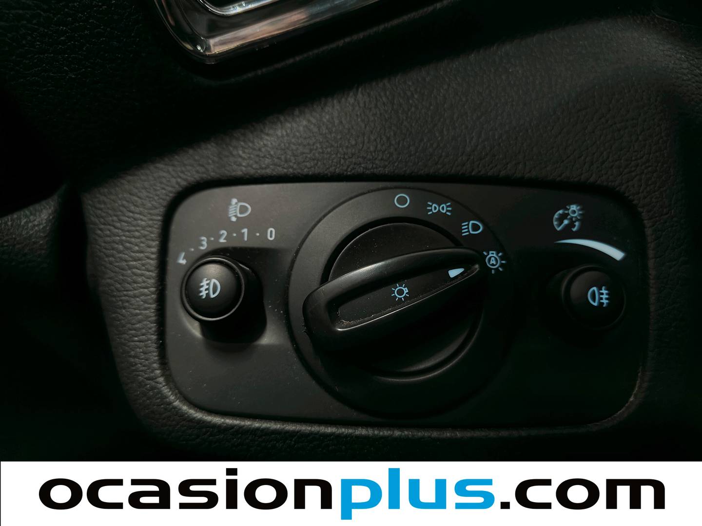 Extras y acabados del Ford Kuga Ford Kuga 1.5 EcoBoost S&S Trend 4x2 (150 CV)