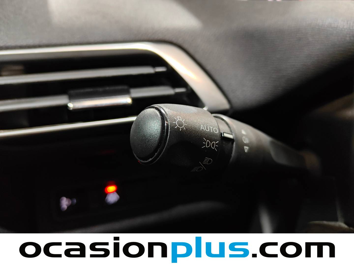 Foto Peugeot 3008 Peugeot 3008 BlueHDi 130 S&S Active Pack (130 CV)