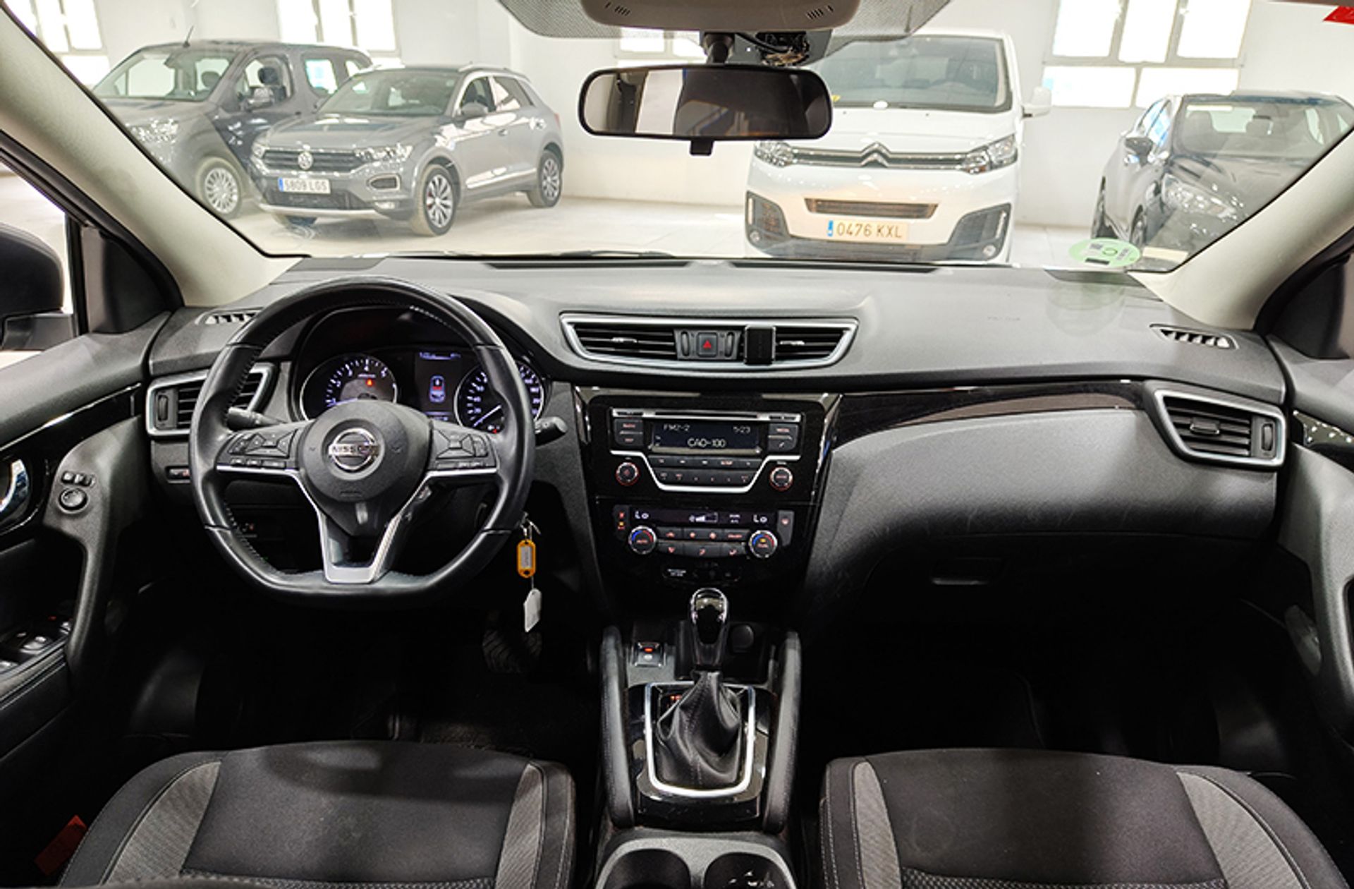 Nissan Qashqai DIG-T 115 Acenta 4x2 XTronic - foto 6