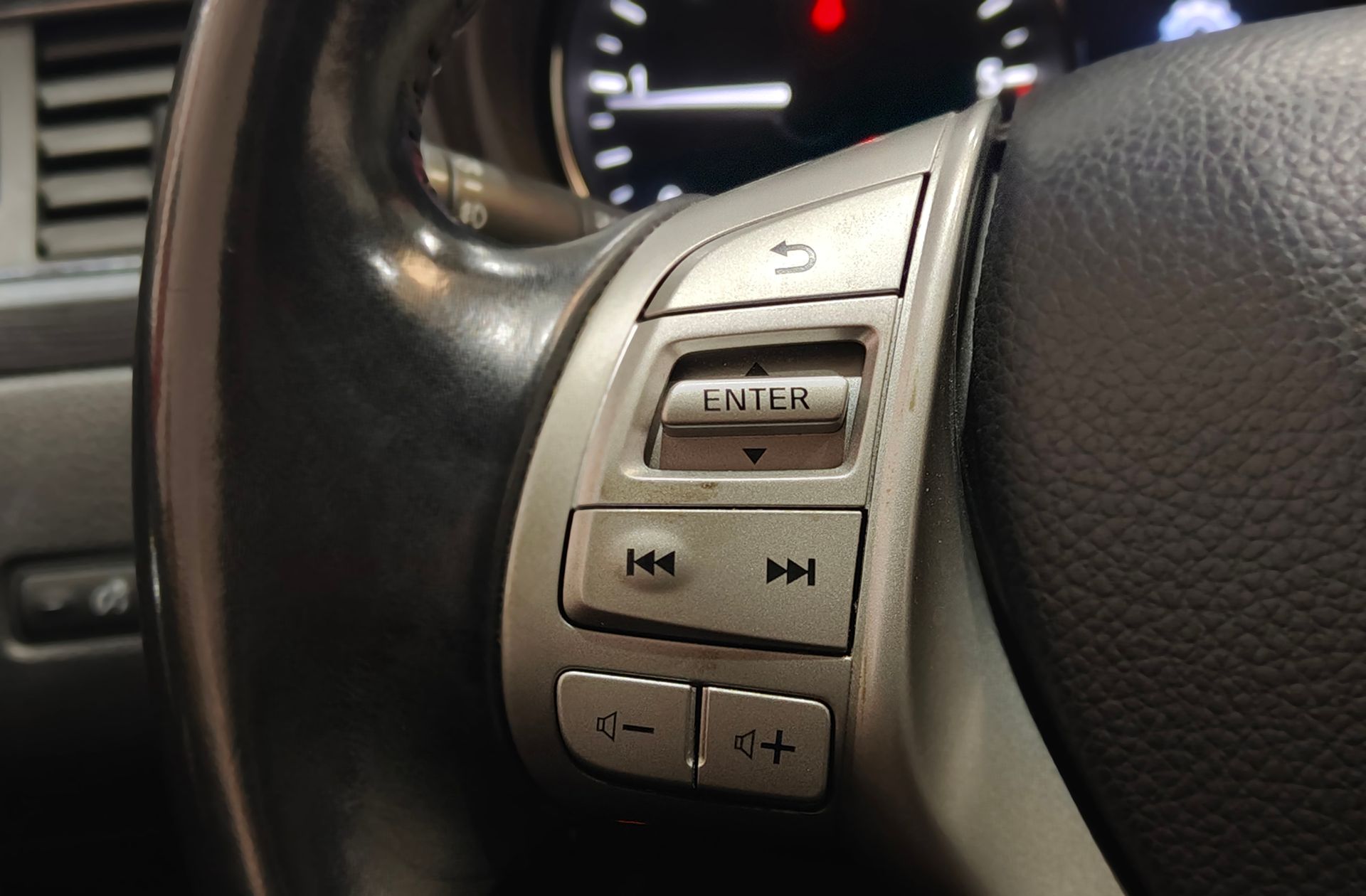 Nissan Pulsar dCi 110 Tekna - foto 25