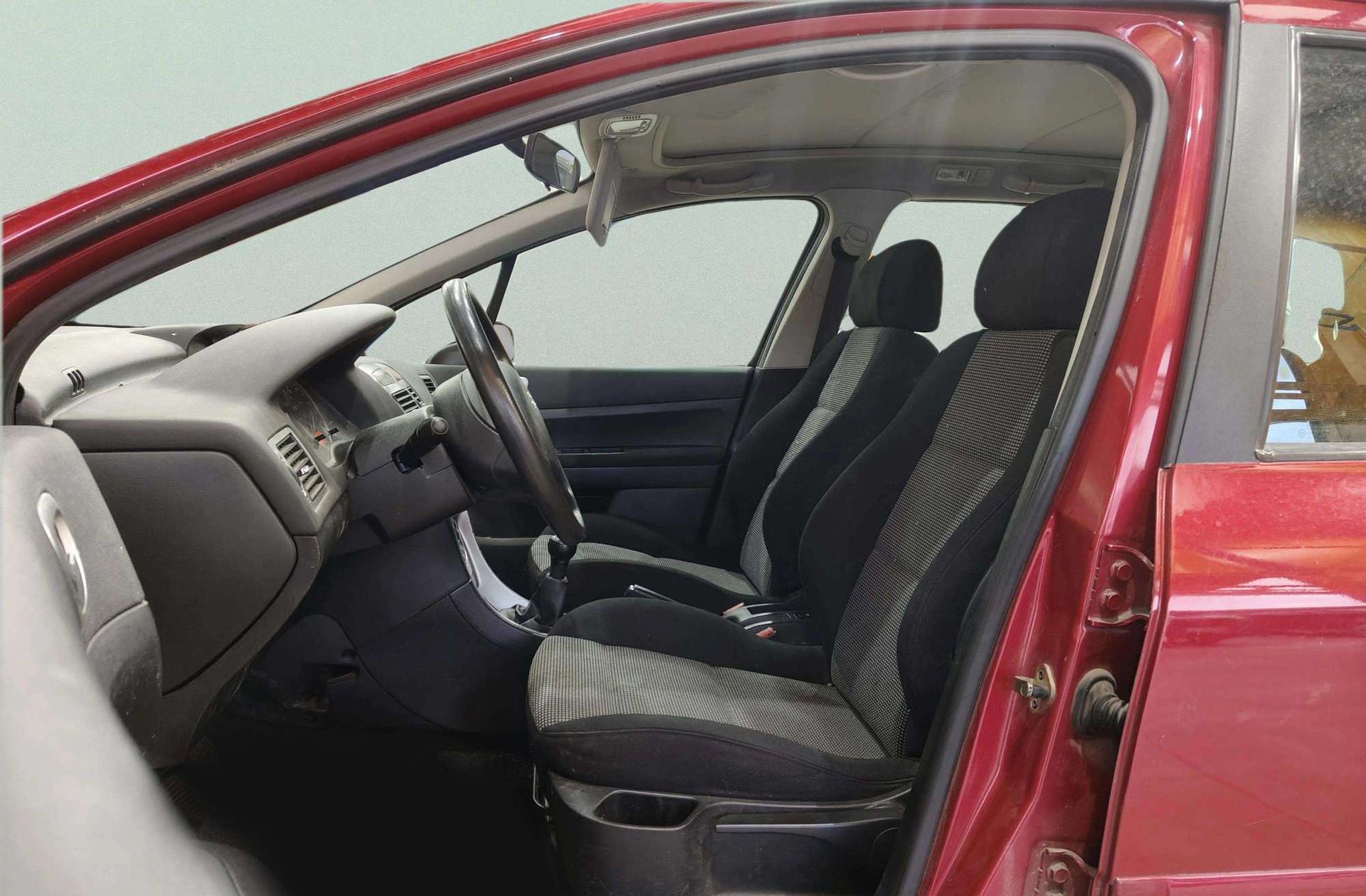 Peugeot 307 2.0 HDi Clim Plus - foto 8