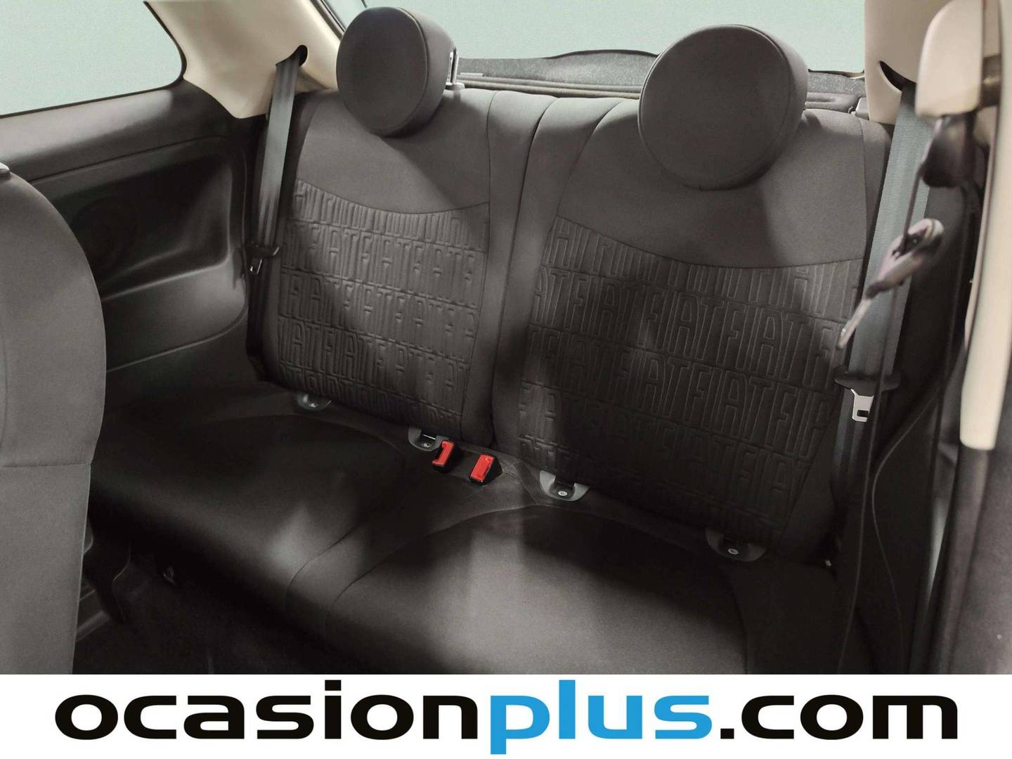 Foto asientos traseros Fiat 500 Fiat 500 1.0 Hybrid Dolcevita (70 CV)