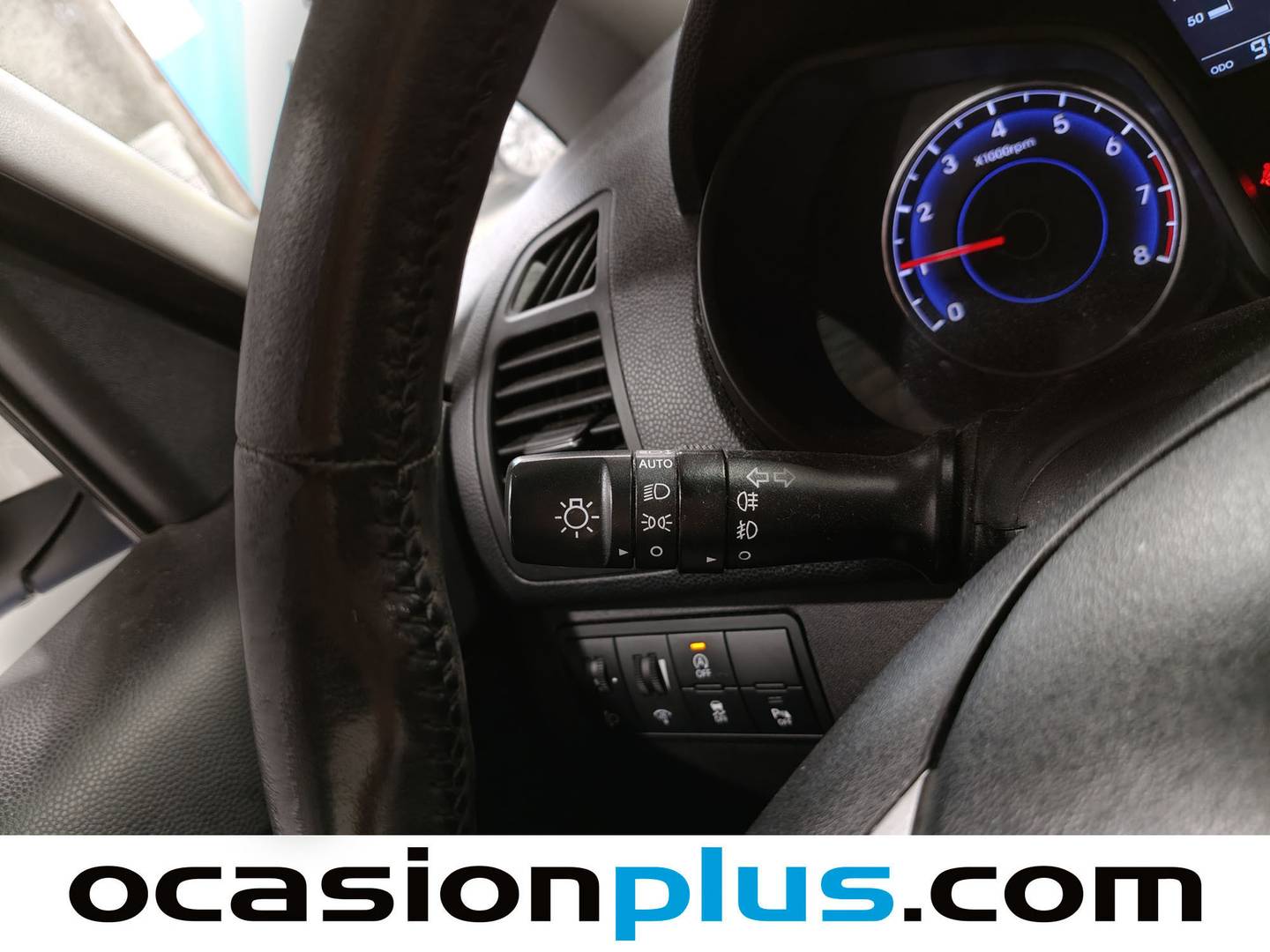 Equipamiento del Hyundai ix20 Hyundai ix20 1.4 MPI BlueDrive Tecno (90 CV)
