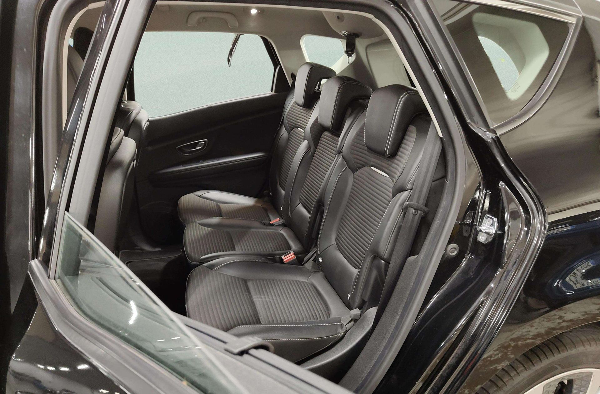 Renault Scénic Zen Energy dCi - foto 13