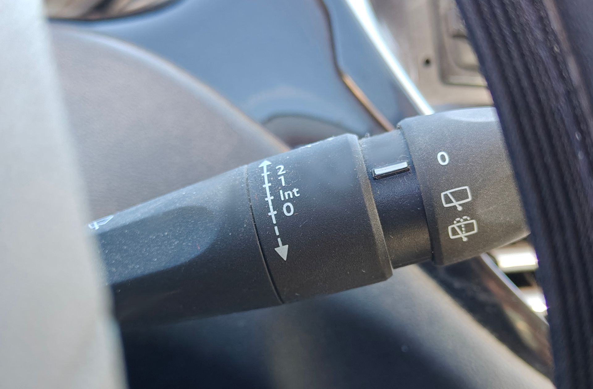 Peugeot 208 1.4 HDi Business Line - foto 19