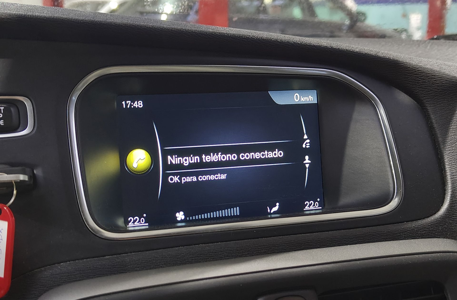 Volvo V40 D2 Momentum - foto 29