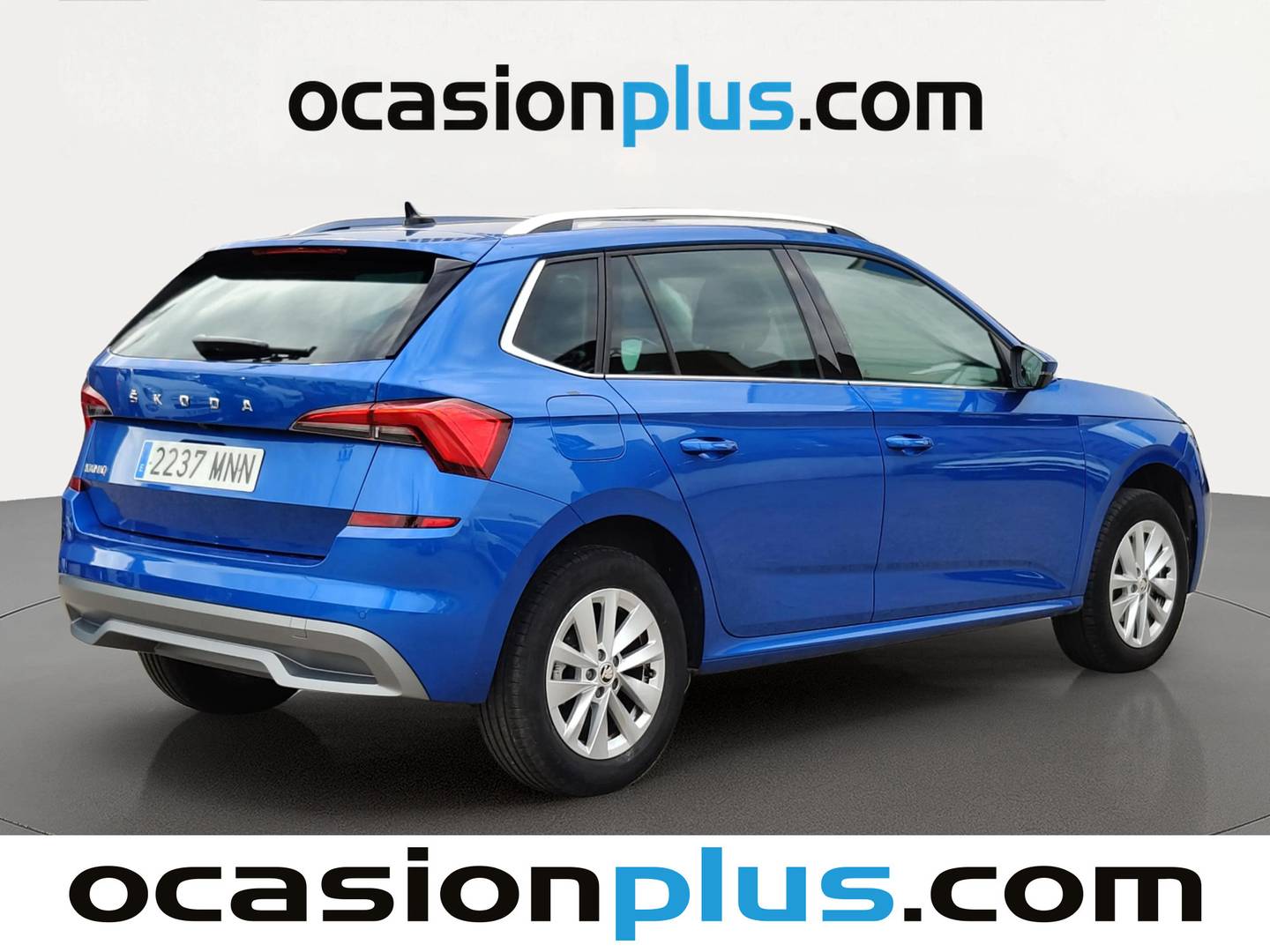 Foto trasera Skoda Kamiq Skoda Kamiq 1.0 TSI Ambition (110 CV) derecha