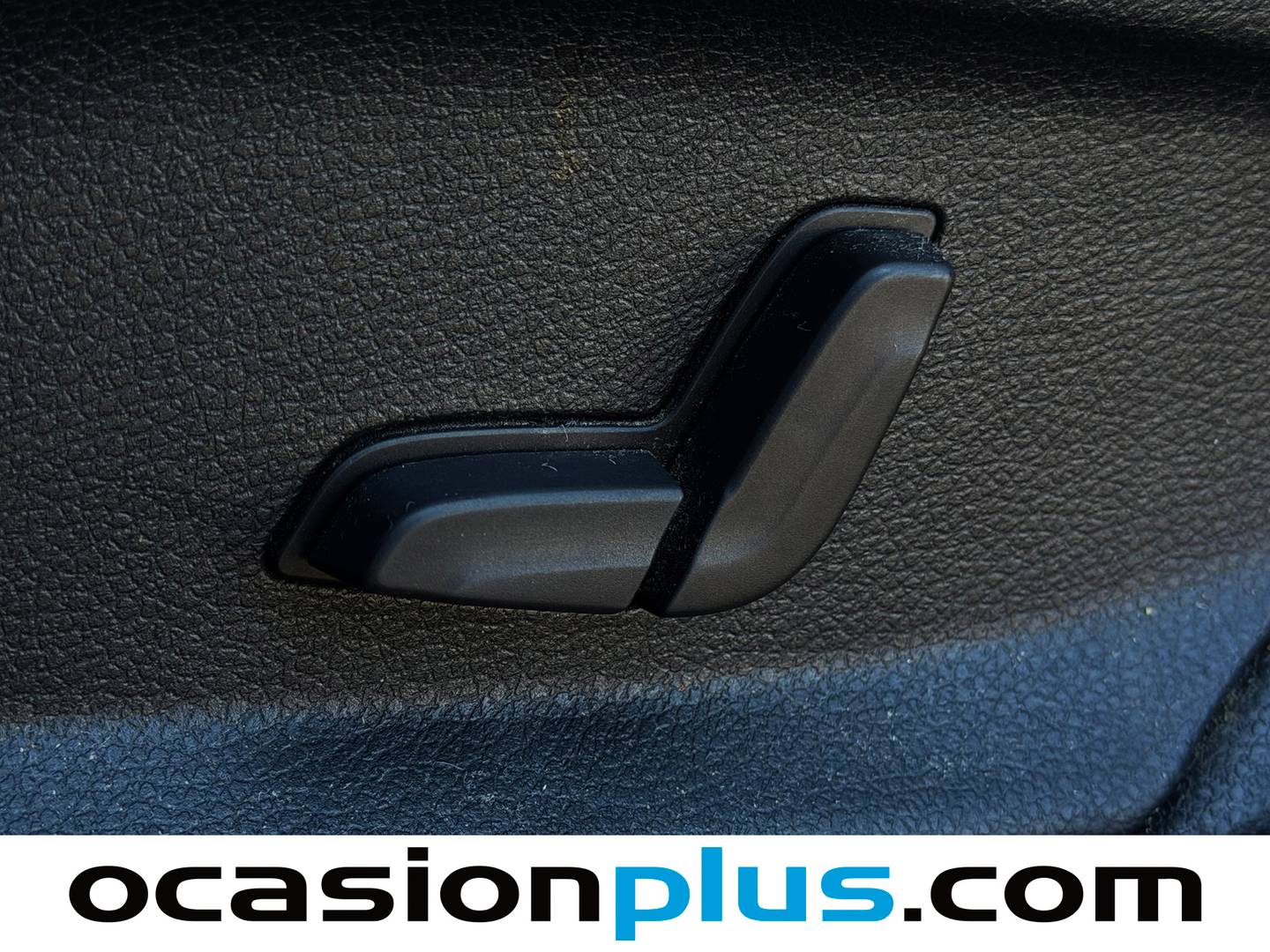 Extras y acabados del Mercedes GLC Coupé Mercedes-Benz GLC Coupé Coupé 250 d 4Matic (204 CV)