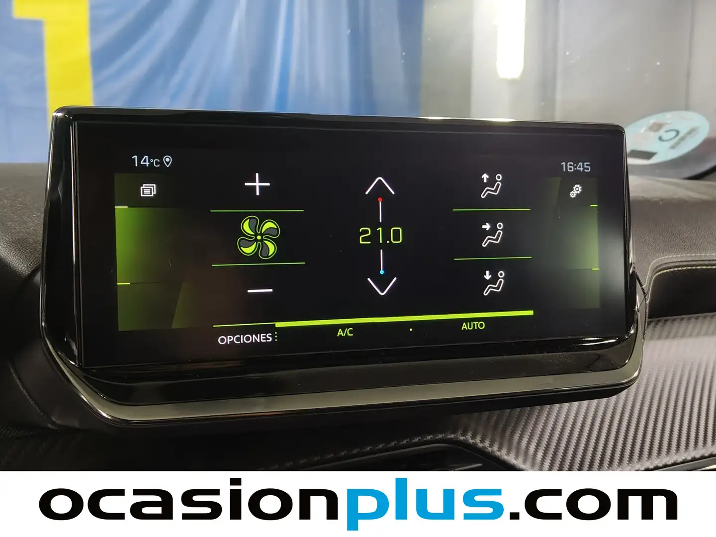 Foto Peugeot 208 Peugeot 208 BlueHDi 100 GT (100 CV)