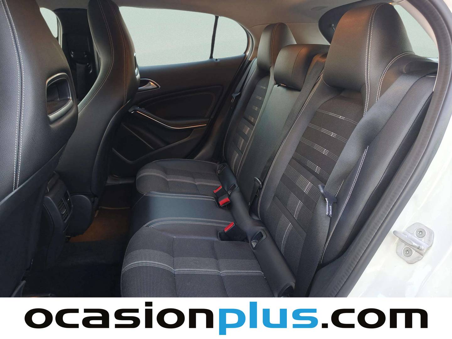 Foto Mercedes GLA Mercedes-Benz GLA GLA 200 d (136 CV)