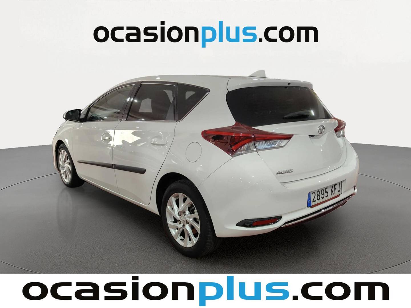 Foto trasera Toyota Auris Toyota Auris 120T Active (116 CV) izquierda