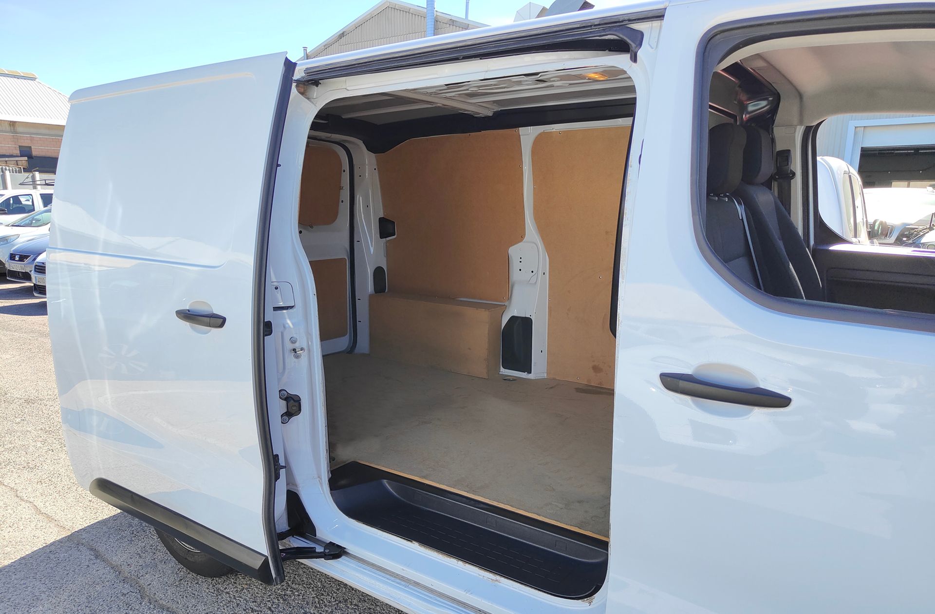 Fiat Scudo Furgon 1.5 BlueHDi L2 - foto 13
