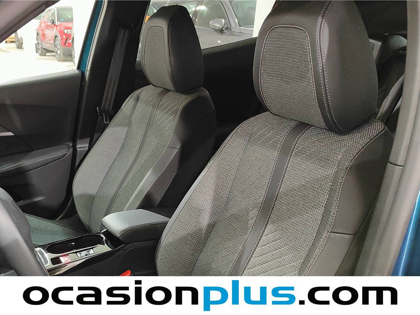 Foto Peugeot 2008 Peugeot 2008 PureTech 100 S&S Allure (100 CV)