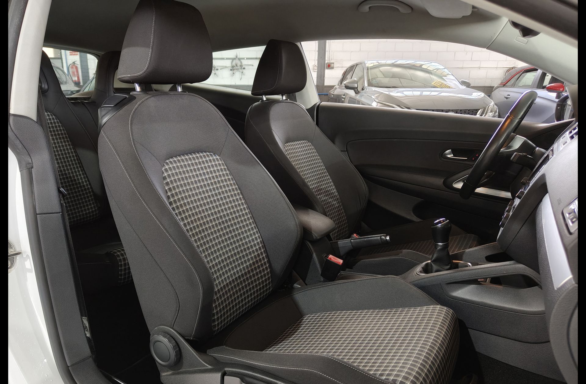 Volkswagen Scirocco R-Line 1.4 TSI BMT - foto 12