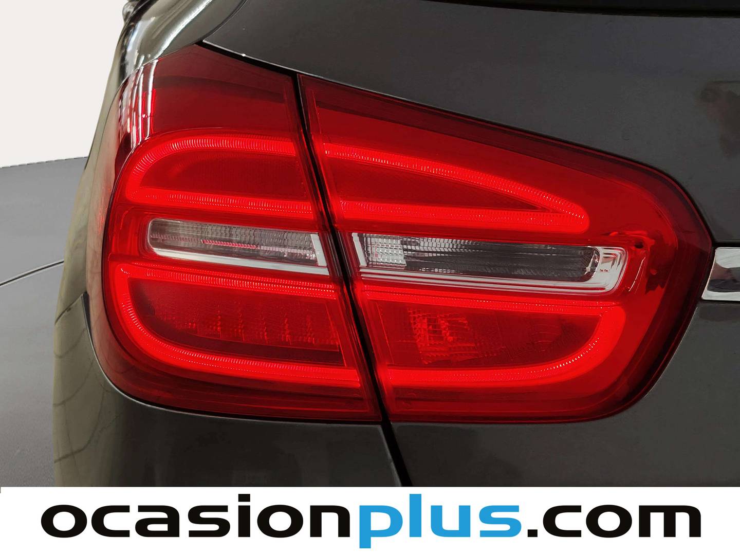 Accesorios del Mercedes GLA Mercedes GLA 220 CDI Urban 4Matic (170 CV)