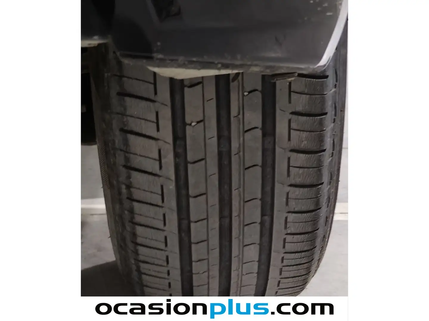 Foto Toyota Yaris Toyota Yaris 120H Business Plus (116 CV)