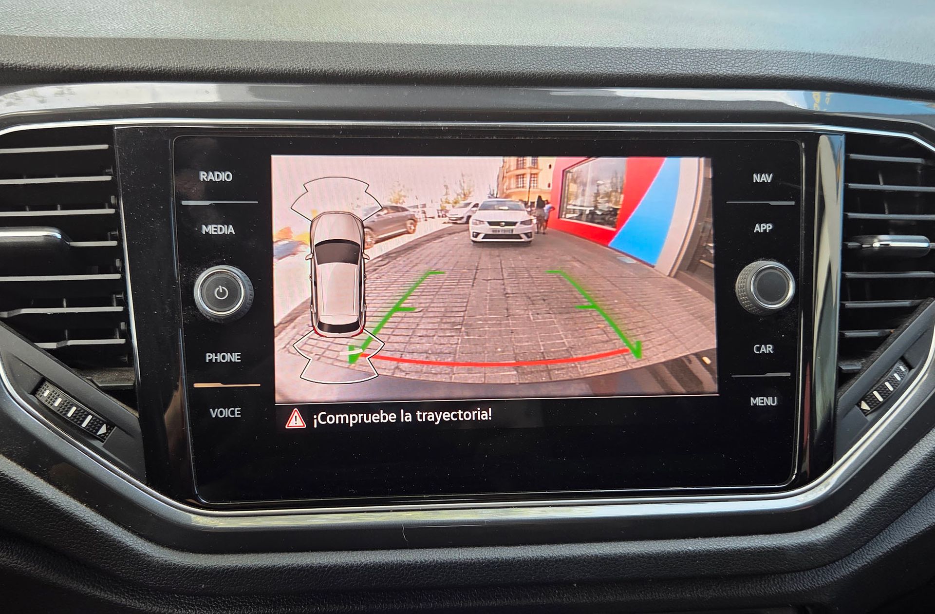 Volkswagen T-Roc Sport 1.5 TSI - foto 8