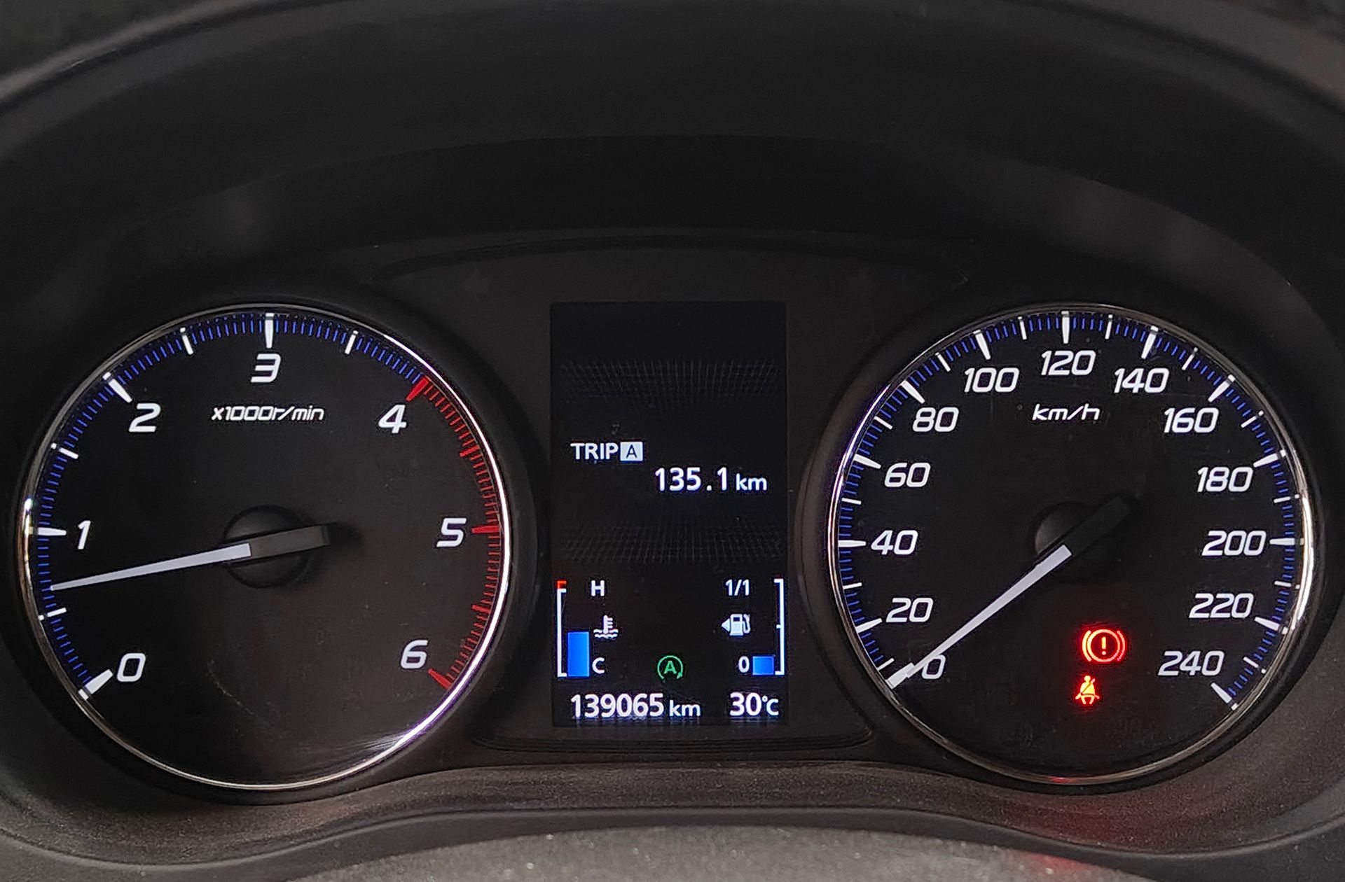 Mitsubishi Outlander 220 DI-D Motion 2WD 7 plazas - foto 23